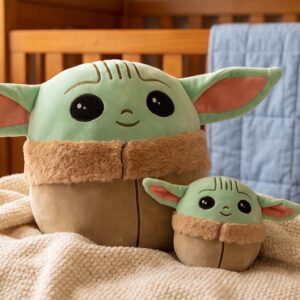 Disney Mandalorian Baby Yoda Stuffed Plush Toy.